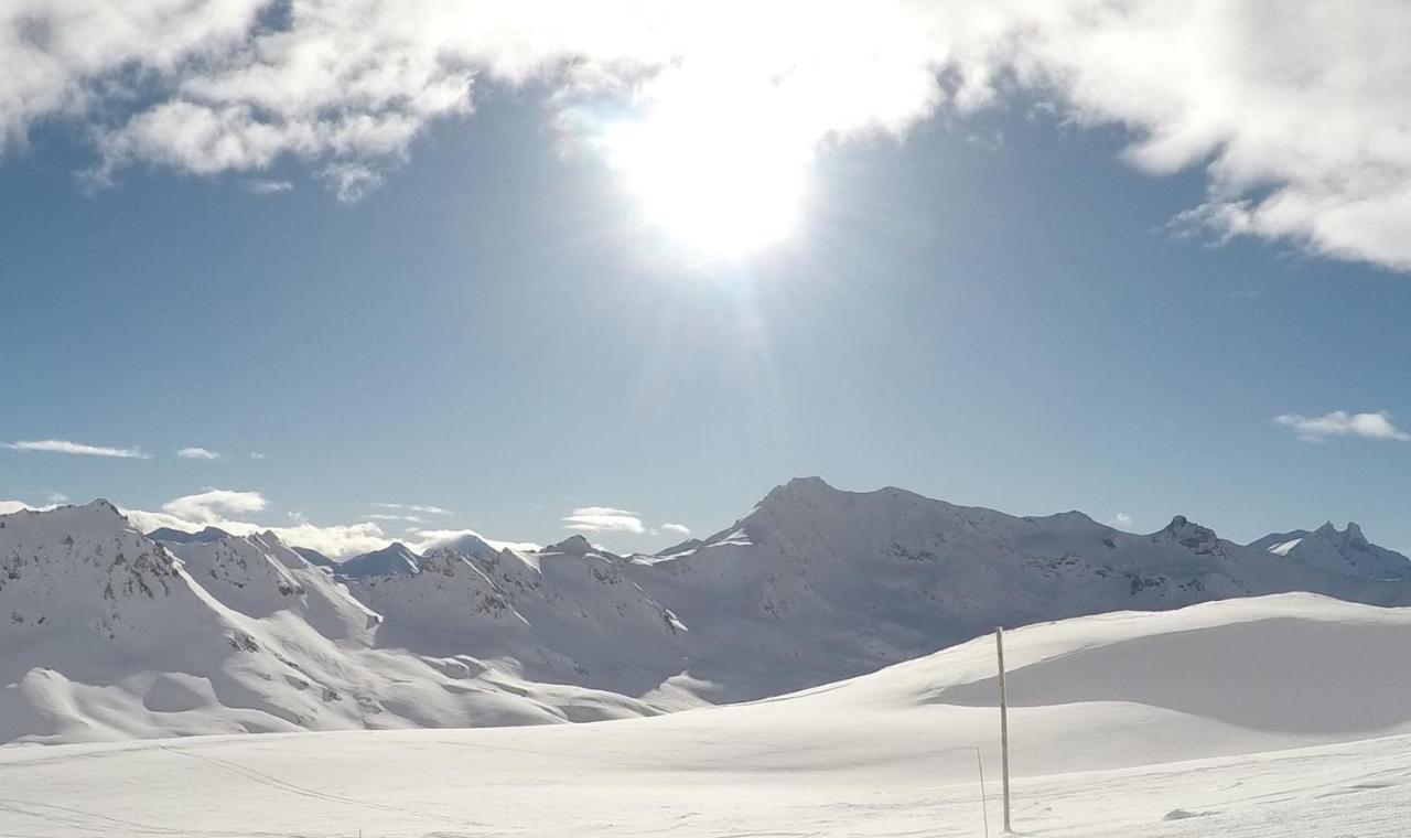 Appartement Soleil Blanc Residence Lodge Des Neiges ทีนเญอ ภายนอก รูปภาพ